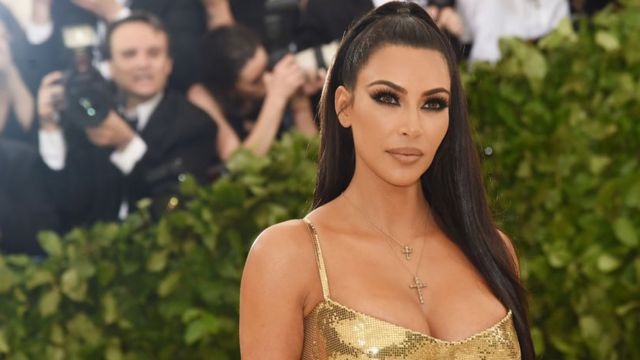 Kim Kardashian paga $ 1.26 millones por 